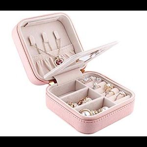 Jewelry box
